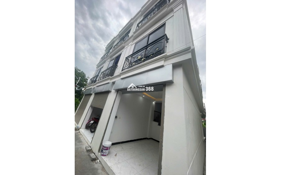 NHÀ 3 TẦNG - NGÕ Ô TÔ - GIÁ CHỈ 2,X TỶ